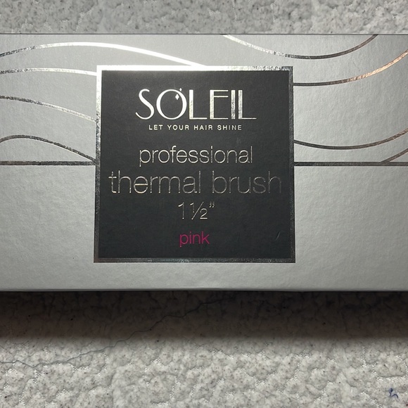 NIB Professional Thermal Pink  Brush - Picture 3 of 8